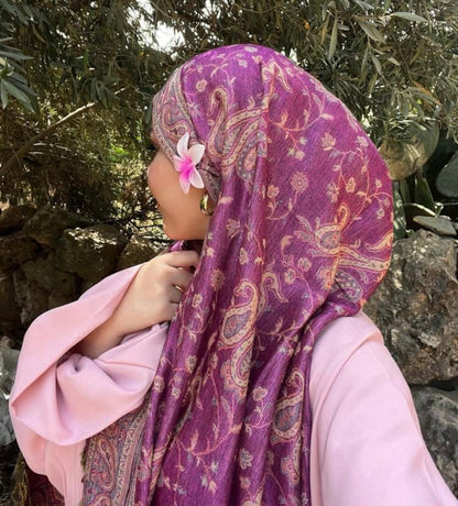 Paisley pattern Scarf
